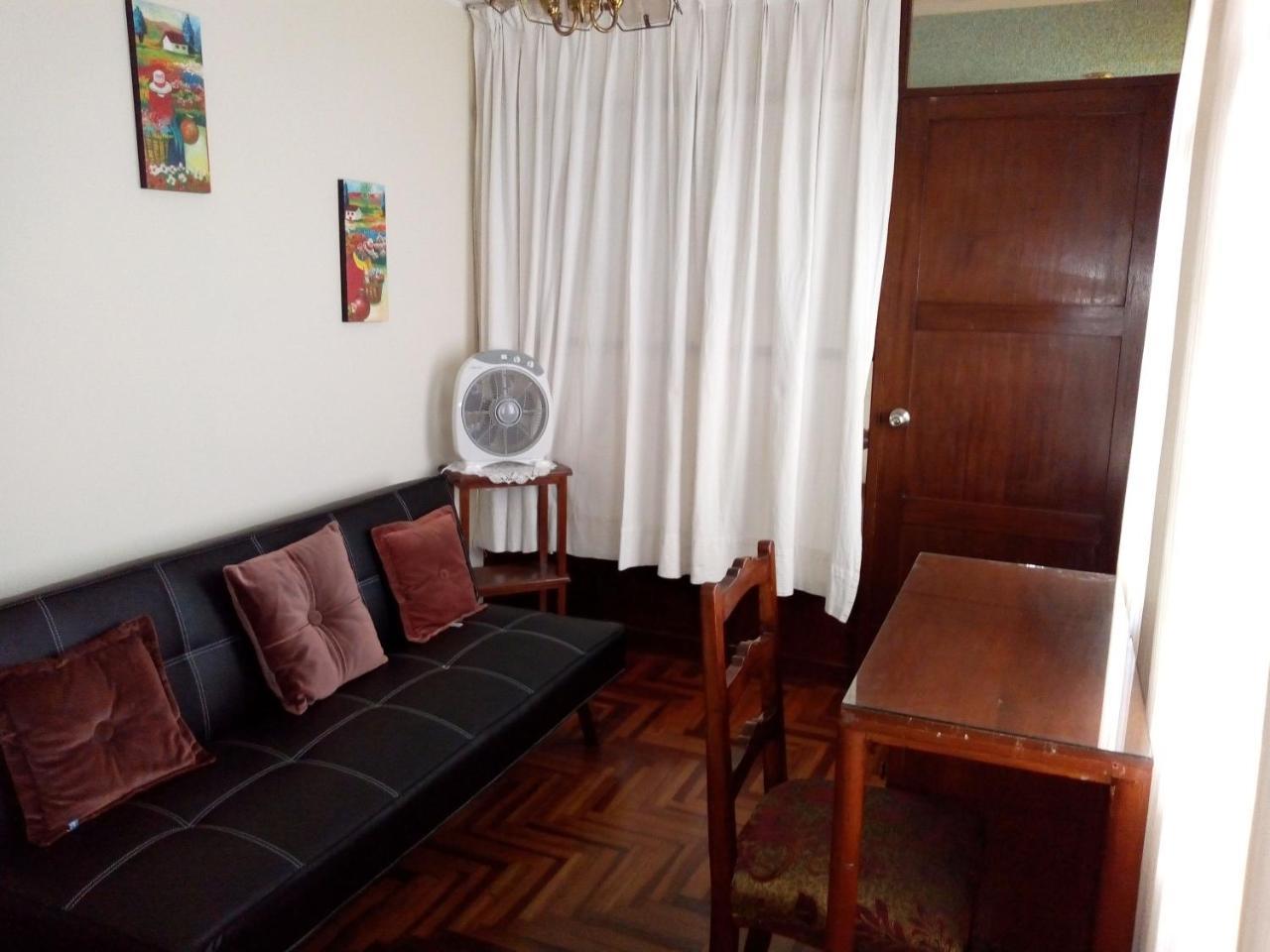 Nydia'S Trujillo City Hostel Kültér fotó